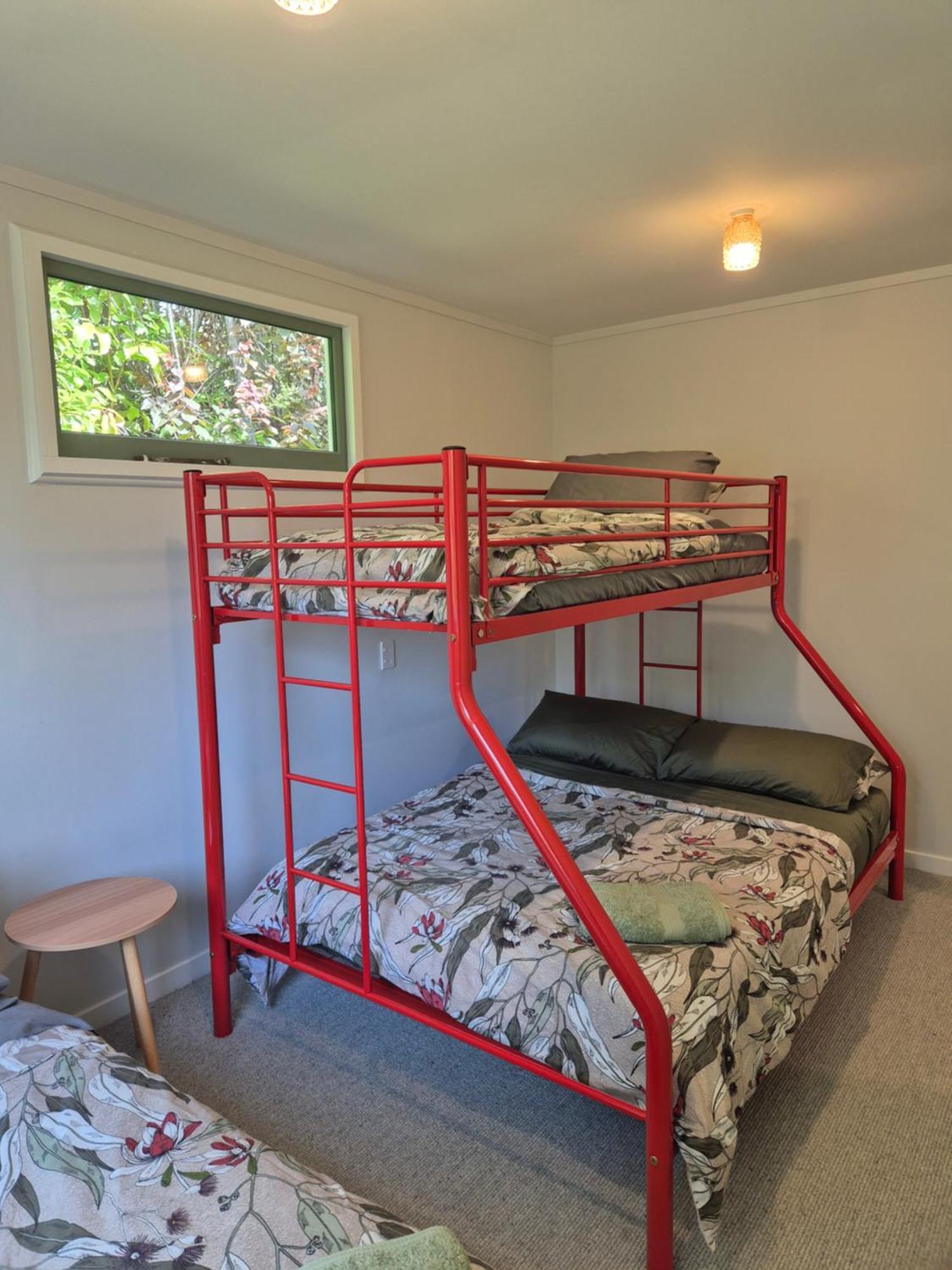 Cosy Getaway In Manapouri Villa Exterior photo