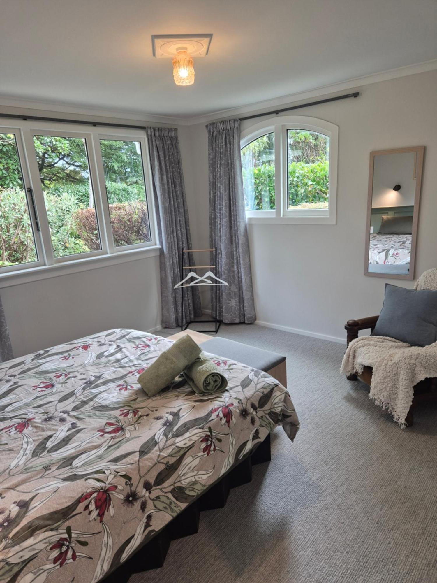 Cosy Getaway In Manapouri Villa Exterior photo